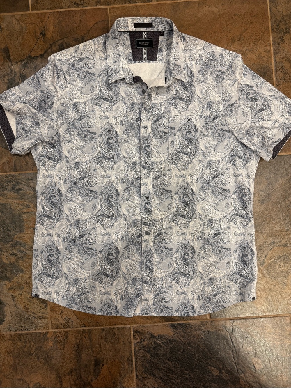 7 Diamonds Men’s XXL 4-Way Stretch Paisley Short Sleeve Button Down
